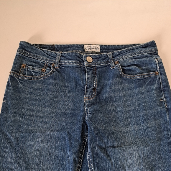 Aeropostale Chelsea Boot Cut Jeans - Picture 2 of 7